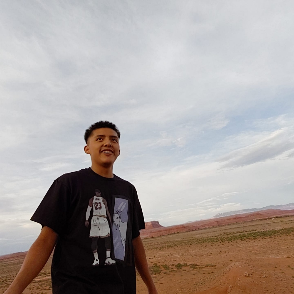 Meet your Posher, Victor